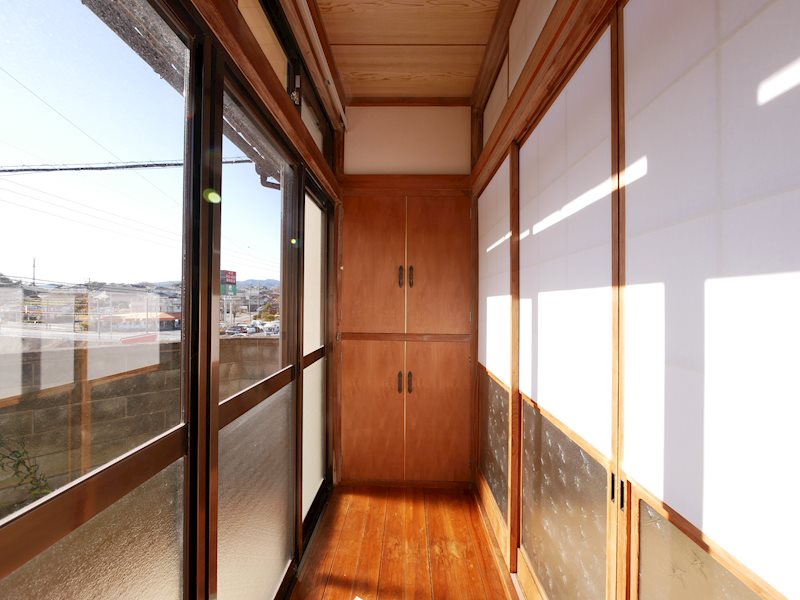川尻町２丁目２５７７番２０５  内観写真（収納）