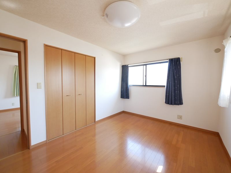 常陸太田市小目町字鴨志田９４０番５  内観写真（リビング以外の居室）