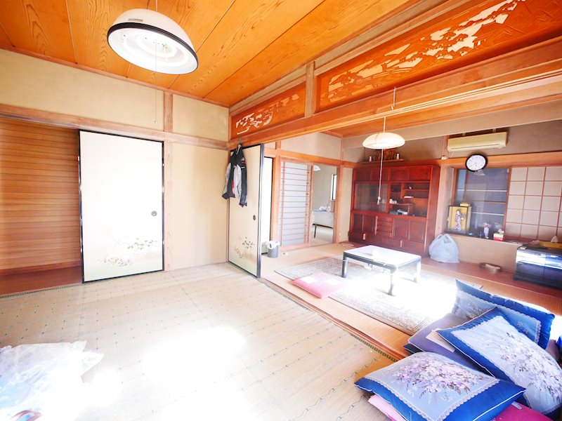 西成沢町４丁目２１５番  内観写真（リビング）