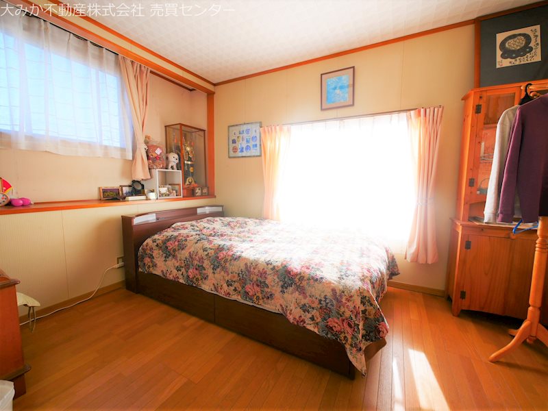 西成沢町４丁目３０７番他  内観写真（リビング以外の居室）
