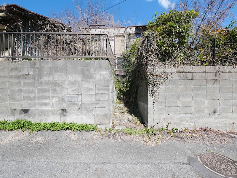中成沢町１丁目２９９番 現地写真