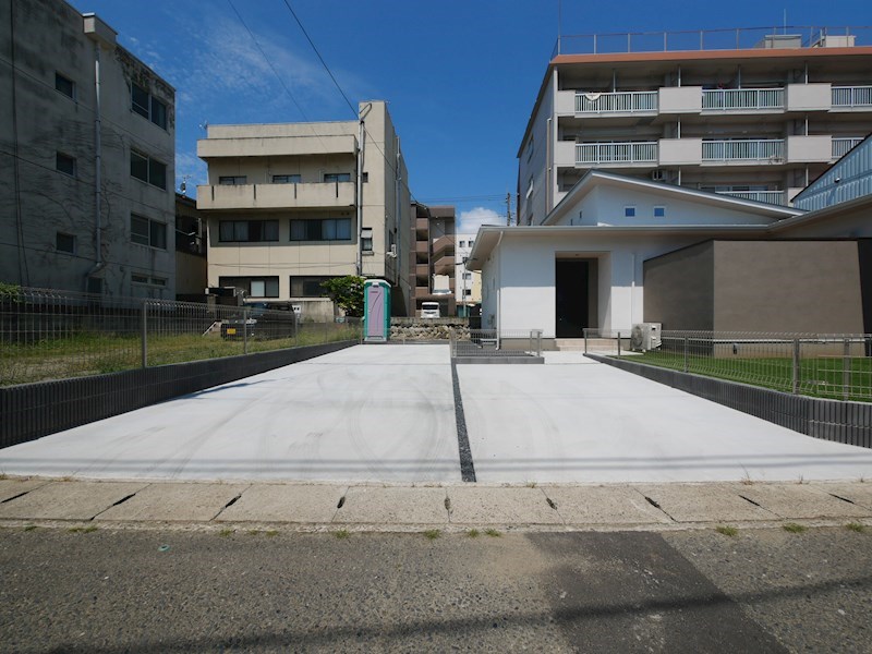 多賀町２丁目　新築建売 現地写真（駐車場）