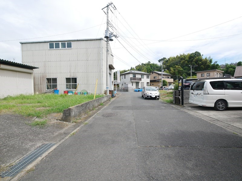 久慈町４丁目５８２６番 現地写真（前面道路含む現地写真）