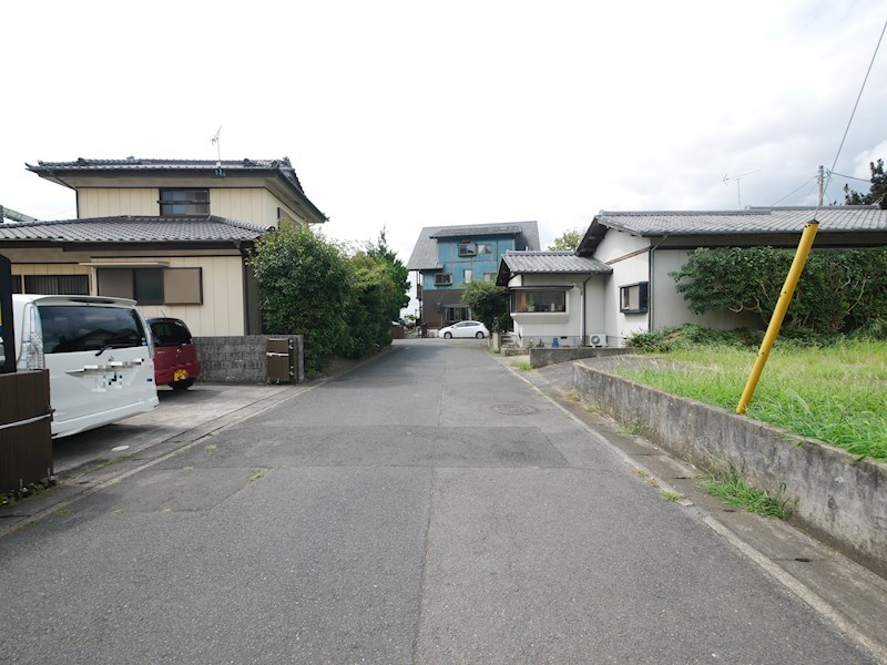 久慈町４丁目５８２６番 現地写真（前面道路含む現地写真）