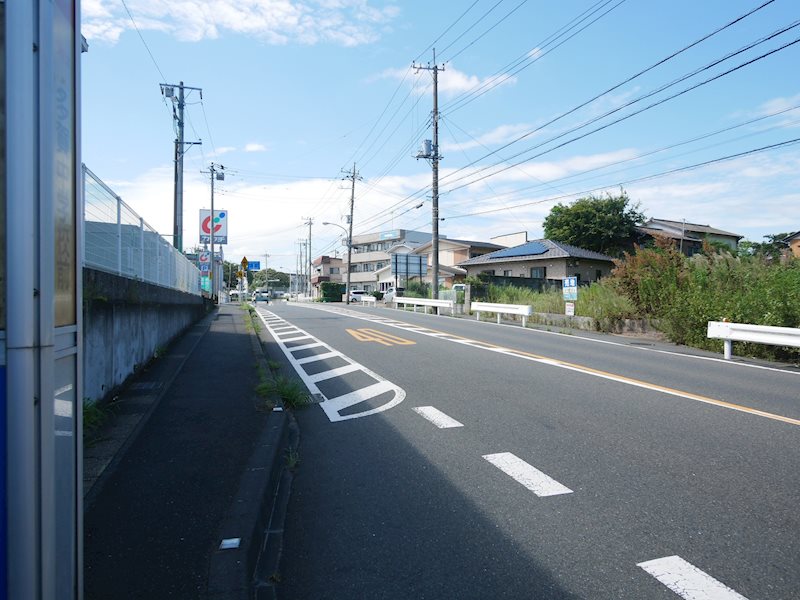 鮎川町５丁目２６４番 現地写真（前面道路含む現地写真）