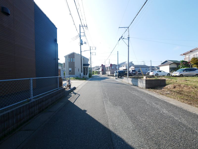 久慈町３丁目１６９番、１５８５番１、１５８４番 現地写真（前面道路含む現地写真）