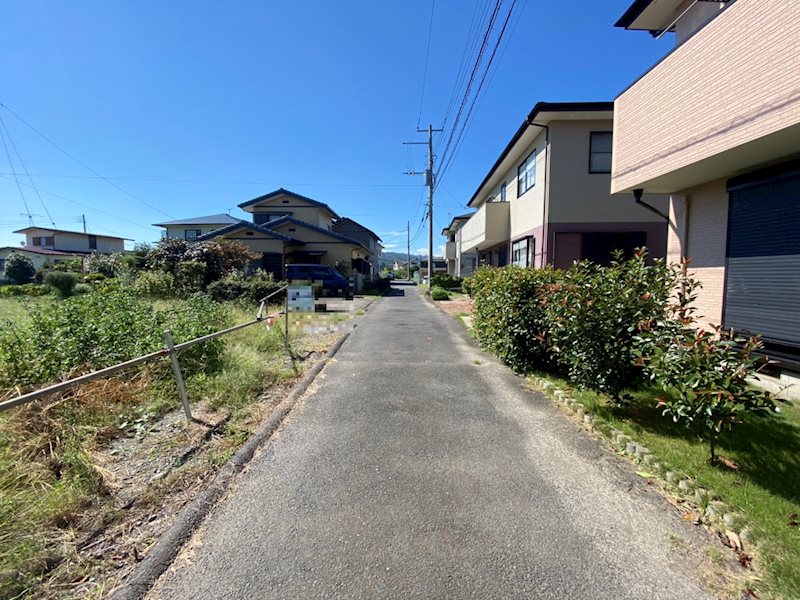 本宮町５丁目７２番、７３番 現地写真（前面道路含む現地写真）