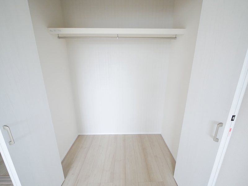東大沼町２丁目　新築建売　２号棟 内観写真（収納）