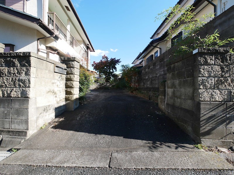 西成沢町４丁目１９０番 現地写真（駐車場）