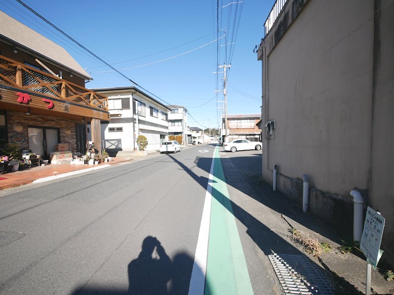 久慈町３丁目１０７９番１ 現地写真（前面道路含む現地写真）