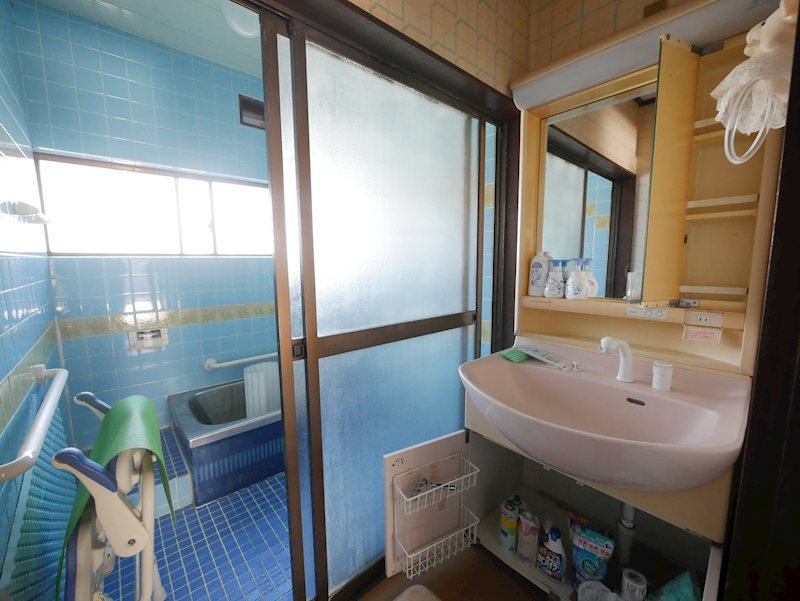 相田町３丁目３７１９番４８ 内観写真（洗面台・洗面所）