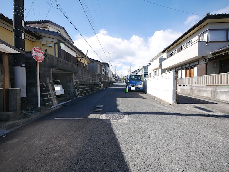 相田町３丁目３７１９番４８ 現地写真（前面道路含む現地写真）