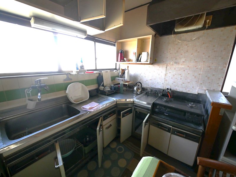 相田町３丁目３７１９番４８ 内観写真（キッチン）