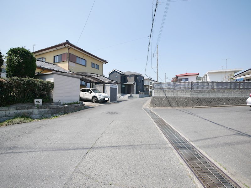 中成沢町４丁目２０７番１ 現地写真（前面道路含む現地写真）