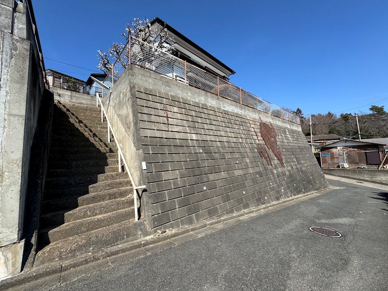 西成沢町２丁目３８７番 現地写真（前面道路含む現地写真）