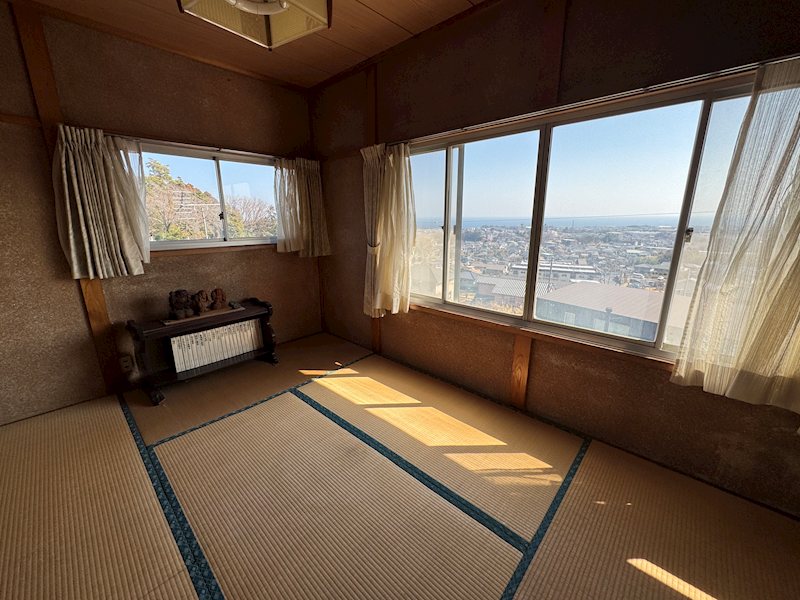 西成沢町２丁目３８７番 内観写真（リビング以外の居室）