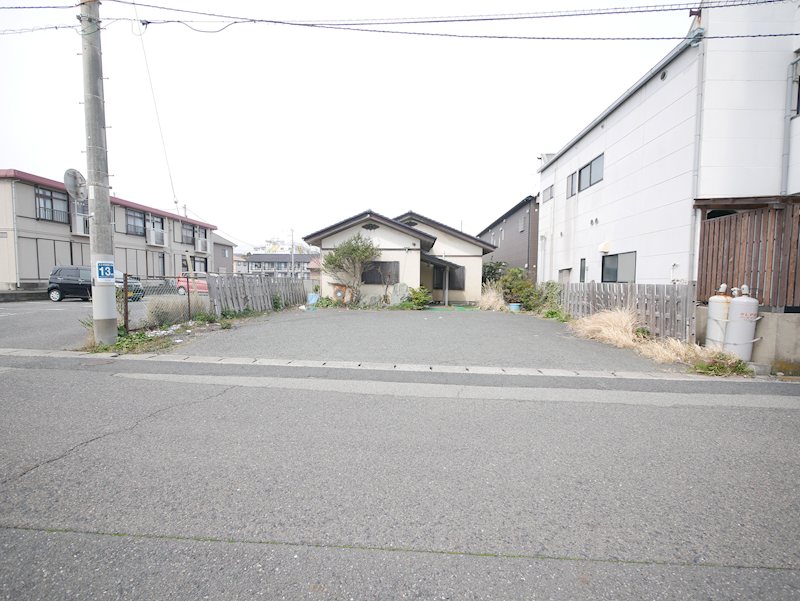 大みか町３丁目２１４番 現地写真（前面道路含む現地写真）