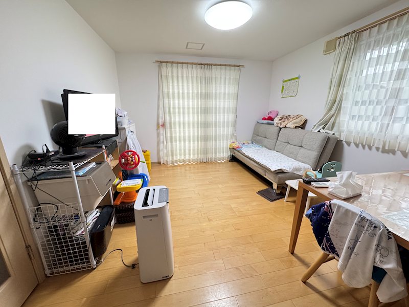 南高野町２丁目２９６番１ 内観写真（リビング）
