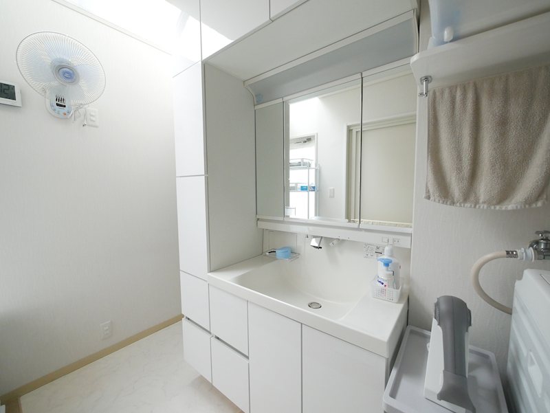 川尻町７丁目４３１番、４３２番 内観写真（洗面台・洗面所）
