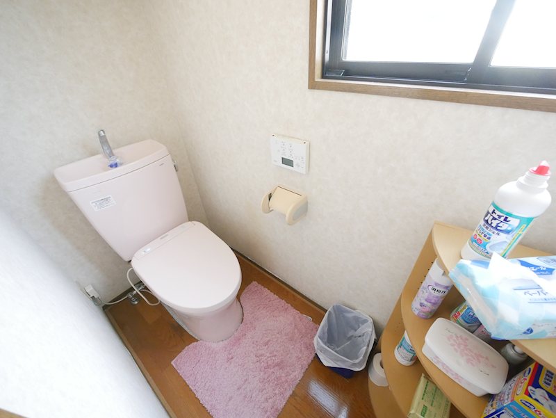 石名坂町１丁目２９４番６３ 内観写真（トイレ）