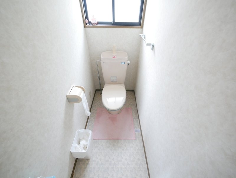 石名坂町１丁目２９４番６３ 内観写真（トイレ）