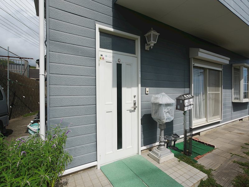 大沼町３丁目４８０番 現地写真（玄関）