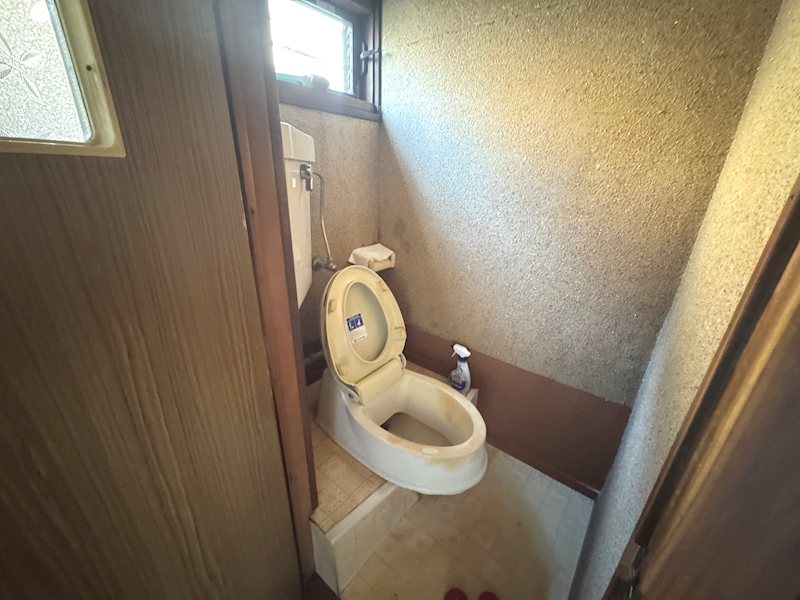 東大沼町４丁目１７９番 内観写真（トイレ）
