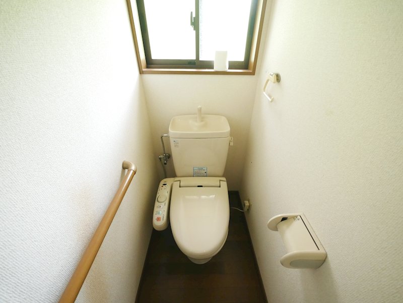 大沼町２丁目１１１番 内観写真（トイレ）