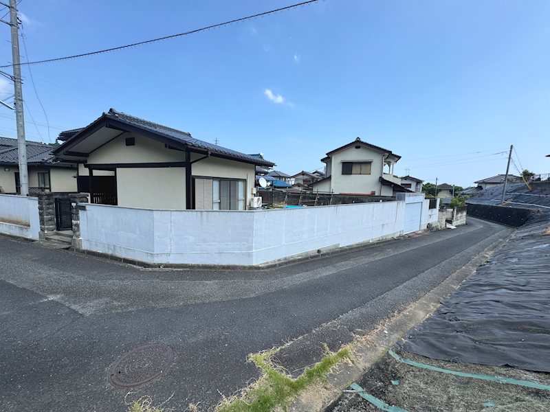 川尻町字切関１１２３番７０ 現地写真（前面道路含む現地写真）