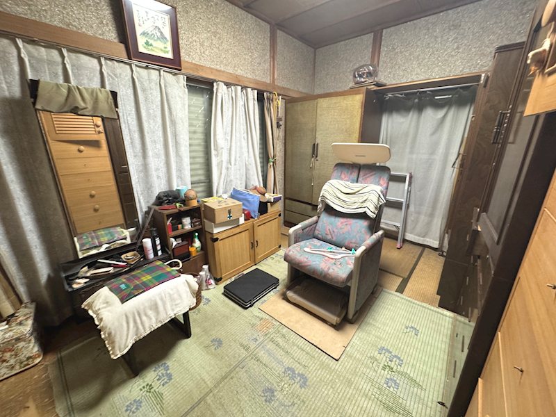 金沢町５丁目１４０番 内観写真（リビング以外の居室）