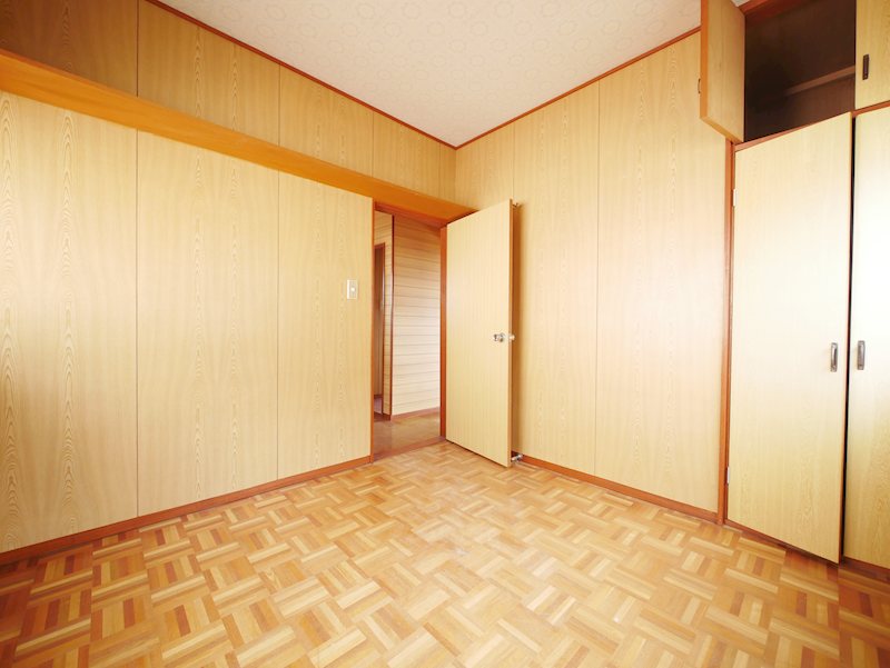 高鈴町５丁目３３６番 内観写真（リビング以外の居室）