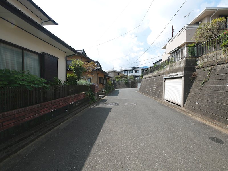 高鈴町５丁目３３６番 現地写真（前面道路含む現地写真）