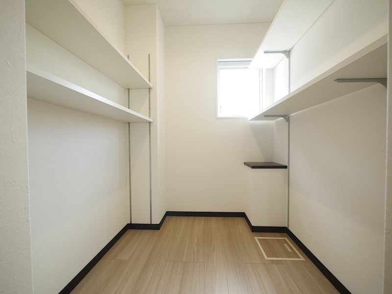 常陸太田市内堀町３５５９番４、３５６０番２ 内観写真（収納）
