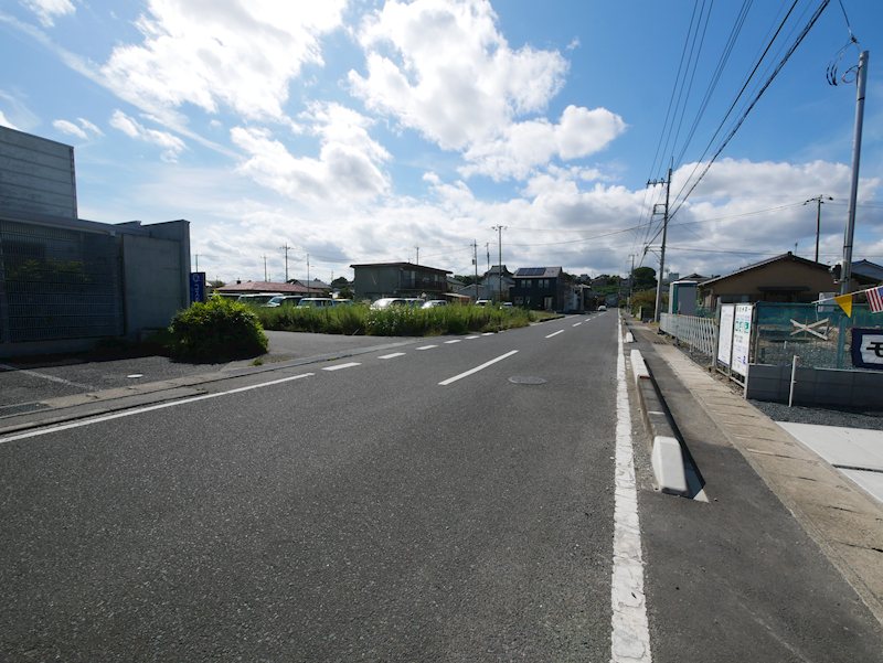 常陸太田市内堀町３５５９番４、３５６０番２ 現地写真（前面道路含む現地写真）