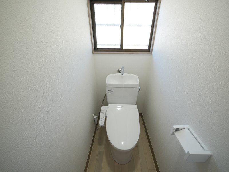 高萩市安良川１３９８番３ 内観写真（トイレ）