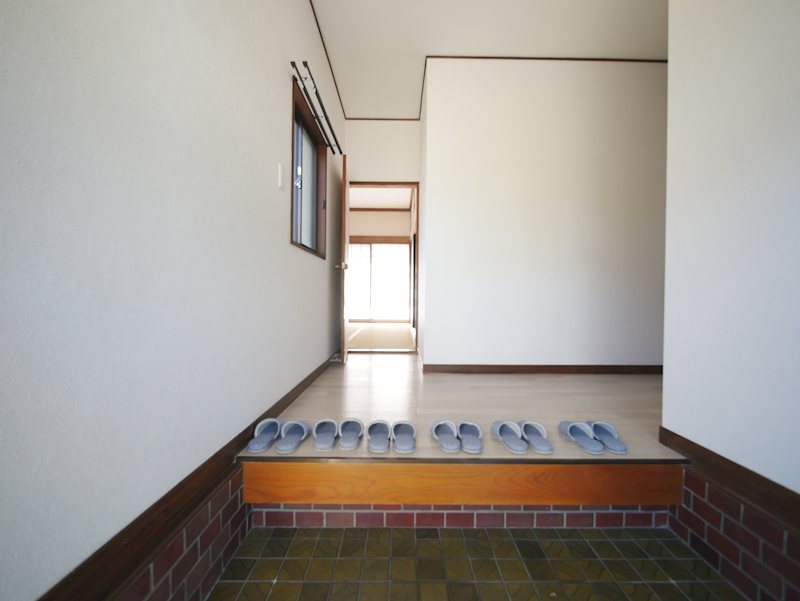 高萩市安良川１３９８番３ 現地写真（玄関）