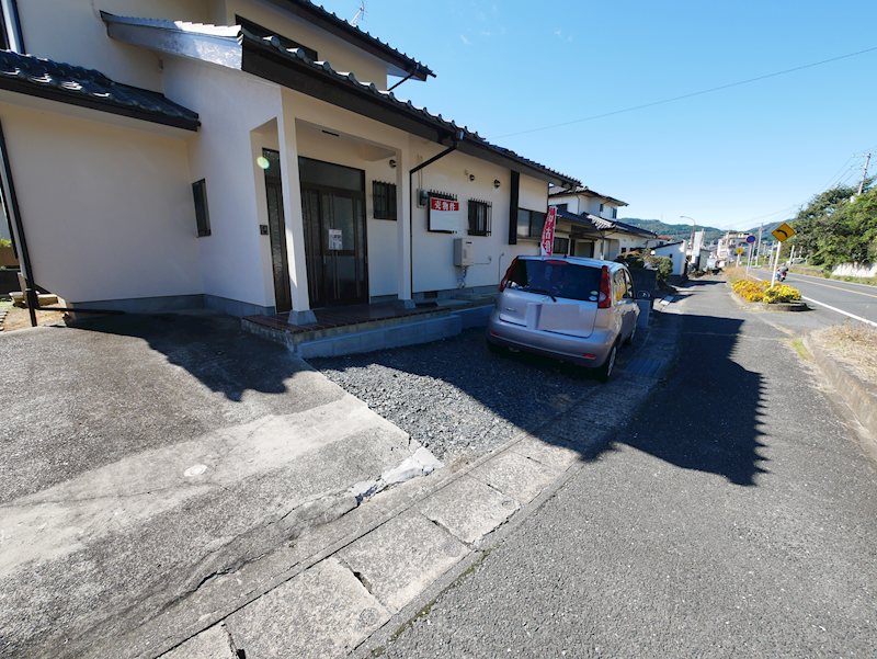 高萩市安良川１３９８番３ 現地写真（駐車場）