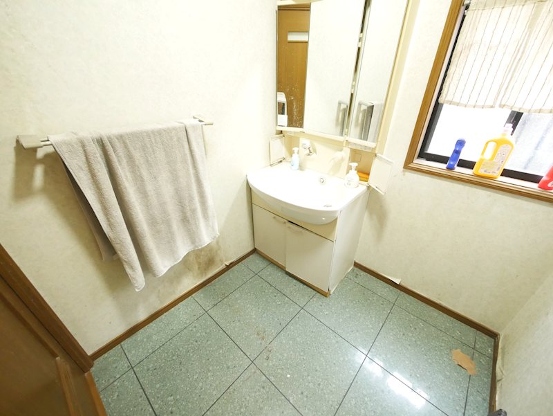 石名坂町１丁目７７９番７９、７７９番８６、７７９番８１ 内観写真（洗面台・洗面所）