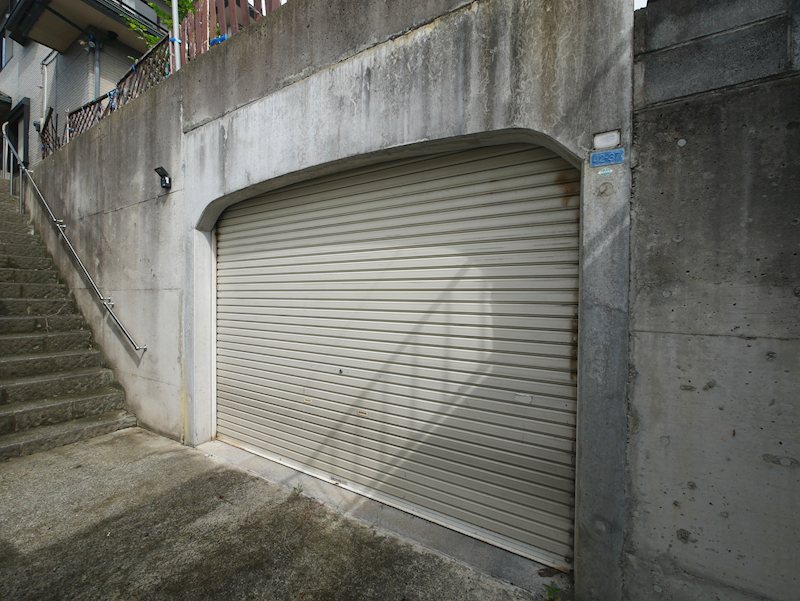石名坂町１丁目７７９番７９、７７９番８６、７７９番８１ 現地写真（駐車場）