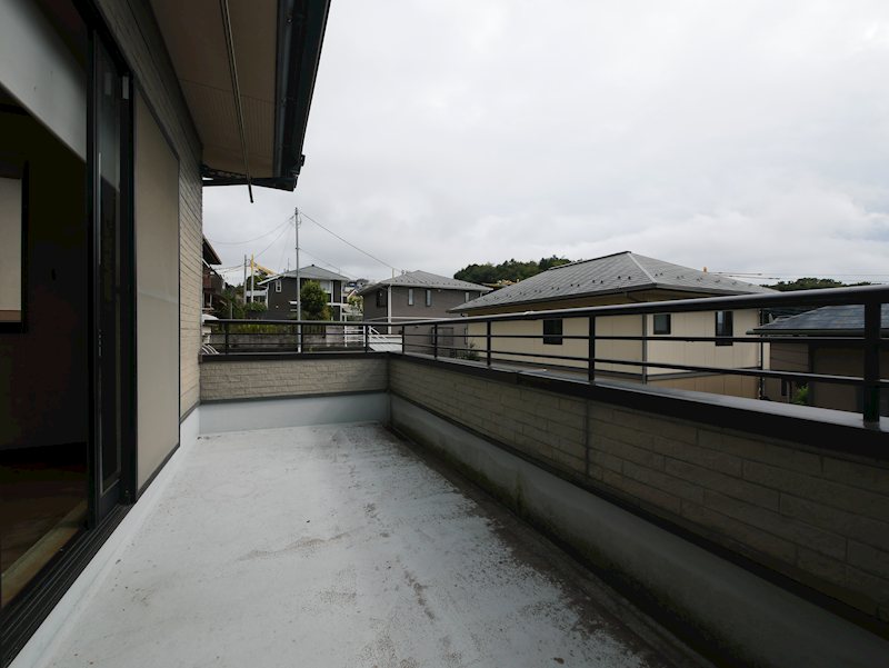 石名坂町１丁目７７９番７９、７７９番８６、７７９番８１ 現地写真（バルコニー）