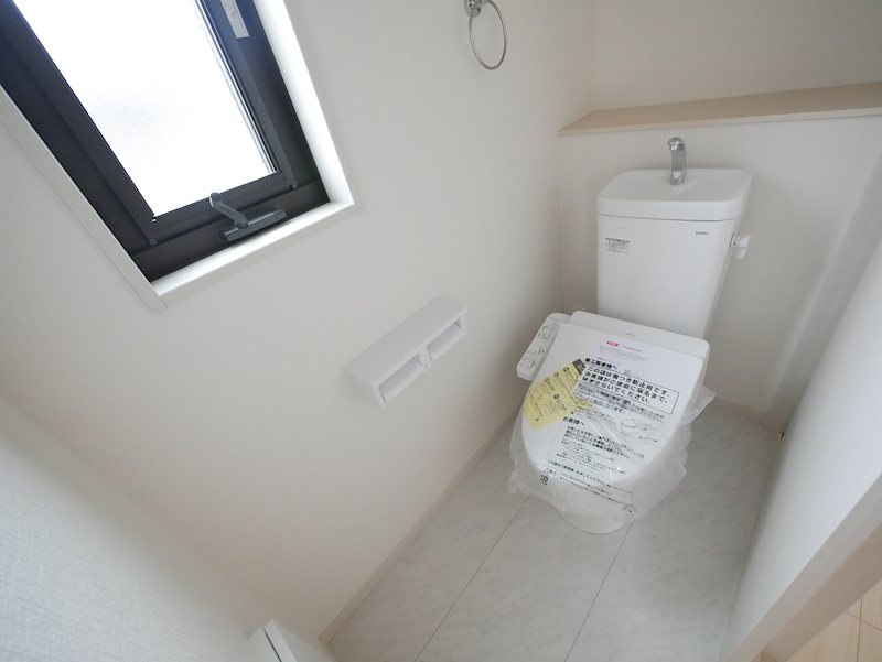 高萩市高浜町２丁目１３７番２ 内観写真（トイレ）