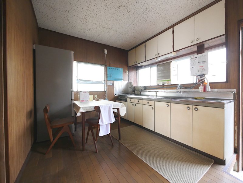滑川本町３丁目３１０番 内観写真（キッチン）