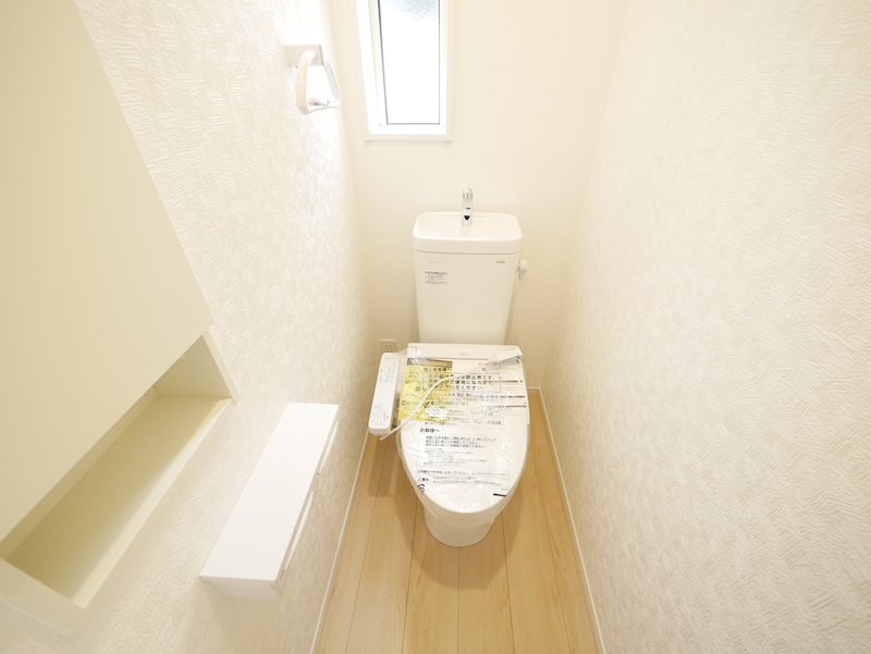 久慈町６丁目第２５　２号棟 内観写真（トイレ）