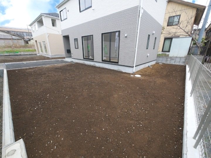 久慈町６丁目第２５　３号棟 現地写真（庭）