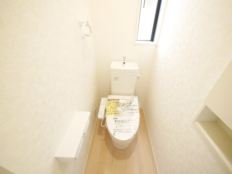 久慈町６丁目第２５　３号棟 内観写真（トイレ）