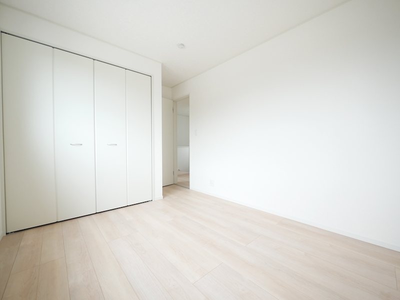 久慈町６丁目第２５　３号棟 内観写真（リビング以外の居室）