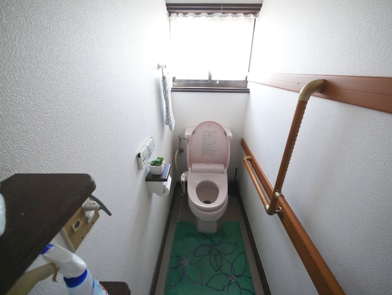 久慈町１丁目５７５３番、５７７２番４３ 内観写真（トイレ）