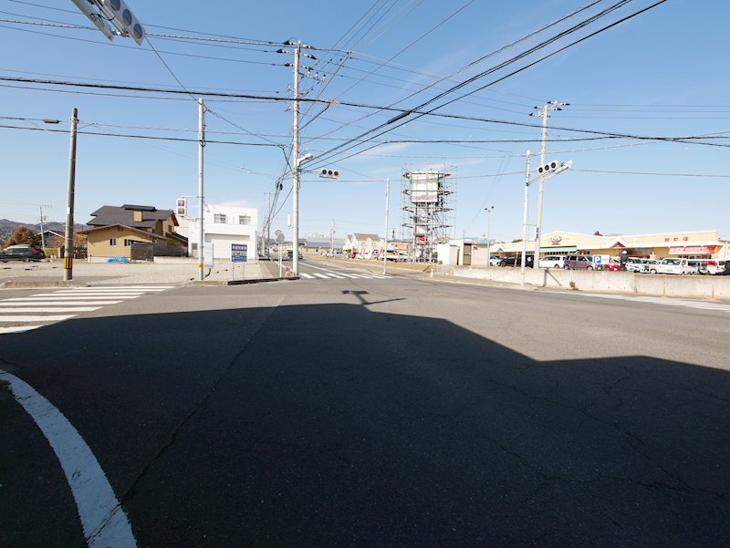 東町３丁目　３期　１号棟 現地写真（前面道路含む現地写真）