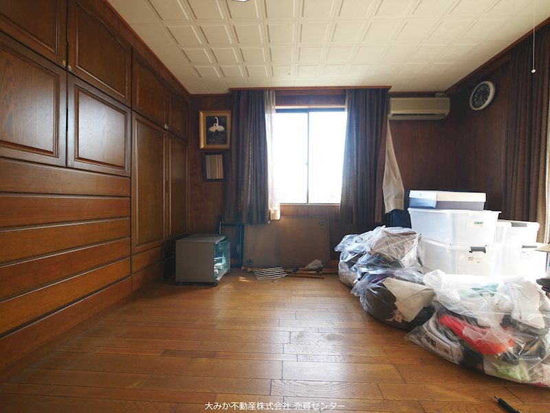 城南町１丁目６１番 内観写真（リビング以外の居室）