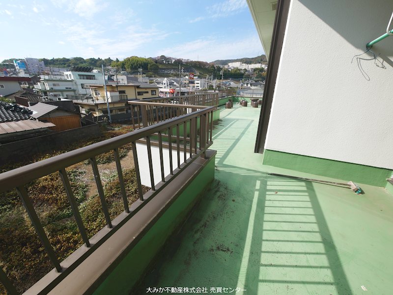 城南町１丁目６１番 現地写真（バルコニー）